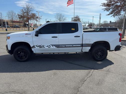 2020 Chevrolet Silverado 1500 Custom Trail Boss