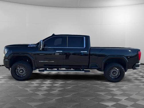 2024 GMC Sierra 2500 Denali