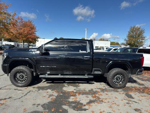 2024 GMC Sierra 2500 Denali