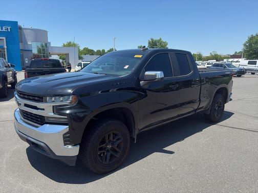 Black 2020 Chevrolet Silverado 1500 LT