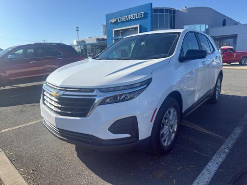2022 Chevrolet Equinox LS