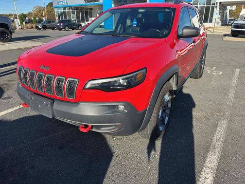 2019 Jeep Cherokee Trailhawk