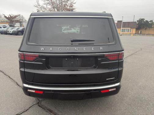 2024 Jeep Wagoneer Series III 4x4
