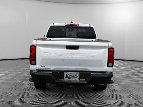 2025 Chevrolet Colorado WT