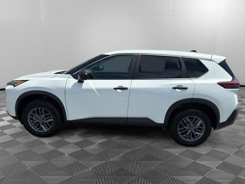 Glacier White 2023 Nissan Rogue S