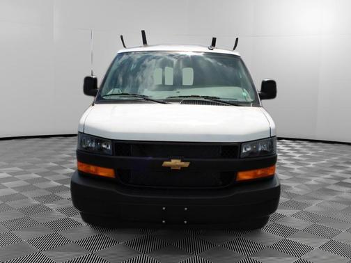 2025 Chevrolet Express 2500 RWD 2500 Regular Wheelbase WT