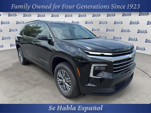 Mosaic Black Metallic 2026 Chevrolet Traverse LT