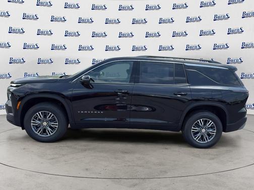 Mosaic Black Metallic 2026 Chevrolet Traverse LT