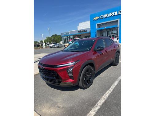 Crimson Metallic 2024 Chevrolet Trax FWD ACTIV