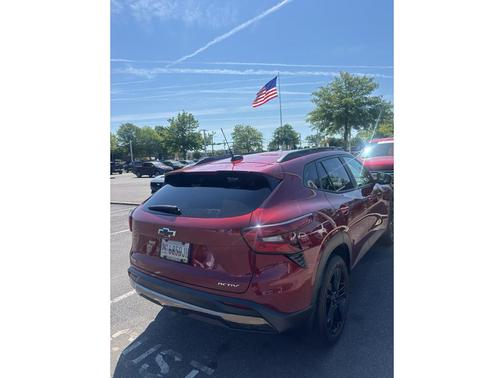 Crimson Metallic 2024 Chevrolet Trax FWD ACTIV