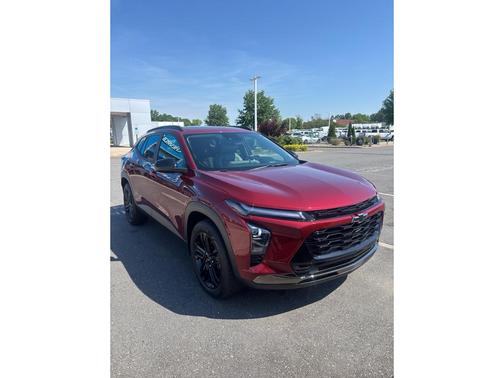 Crimson Metallic 2024 Chevrolet Trax FWD ACTIV