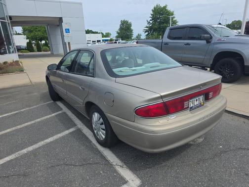 Light Sandrift Metallic 2002 Buick Century Custom