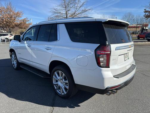 2024 Chevrolet Tahoe 4WD High Country