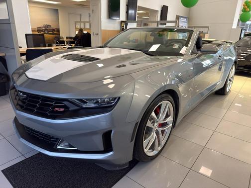 2024 Chevrolet Camaro RWD Convertible LT1