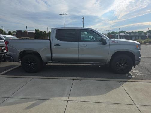 Sterling Gray Metallic 2025 Chevrolet Silverado 1500 RST