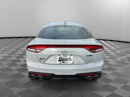 2022 Kia Stinger GT-Line