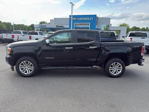 Onyx Black 2018 GMC Canyon SLT