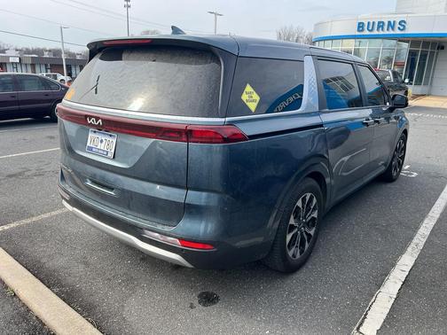 2022 Kia Carnival EX