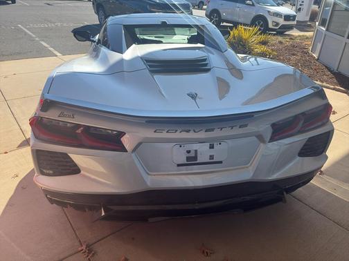 2026 Chevrolet Corvette Stingray w/2LT