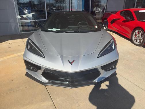 2026 Chevrolet Corvette Stingray w/2LT