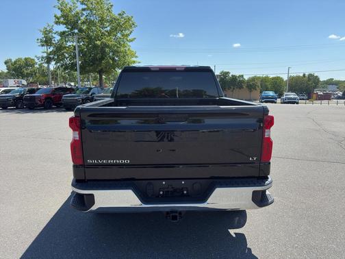 Black 2022 Chevrolet Silverado 1500 LT