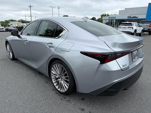 2023 Lexus IS 300 Base