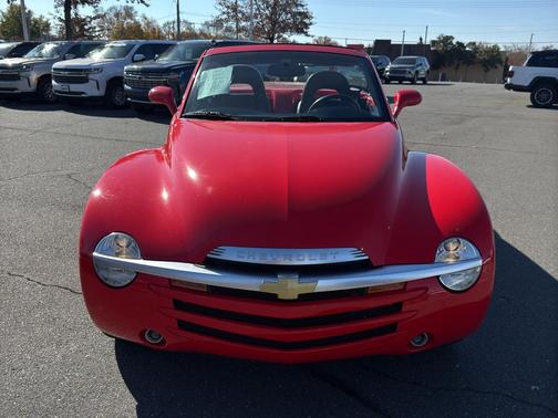 2005 Chevrolet SSR LS