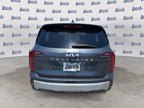 Gravity Gray 2023 Kia Telluride LX