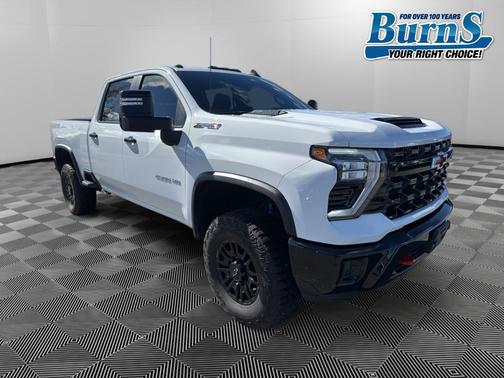 2024 Chevrolet Silverado 2500 4WD Crew Cab Standard Bed ZR2