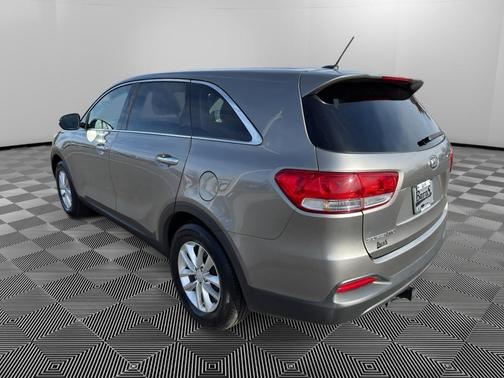 2018 Kia Sorento L