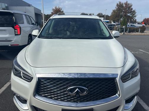 2017 INFINITI QX60 Base