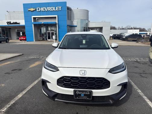 2025 Honda HR-V LX