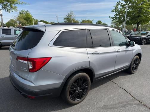 Modern Steel Metallic 2021 Honda Pilot AWD Special Edition