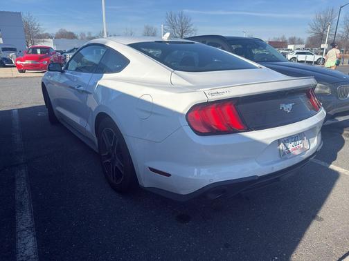 2020 Ford Mustang EcoBoost