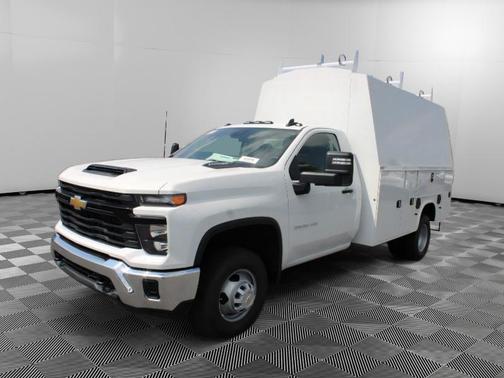 2025 Chevrolet Silverado 3500 WT