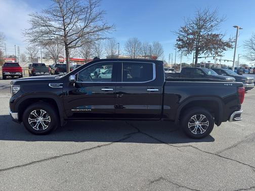 2025 GMC Sierra 1500 SLT