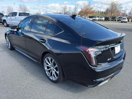 2024 Cadillac CT5 Sport