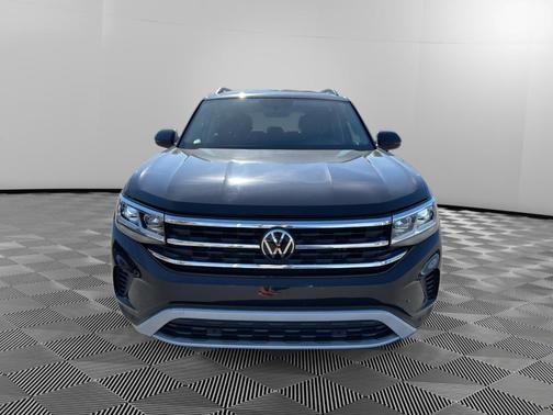 2023 Volkswagen Atlas 2.0T SE w/Technology 4MOTION