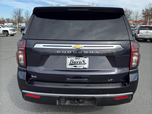 2024 Chevrolet Suburban LT