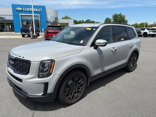 Wolf Gray 2022 Kia Telluride SX
