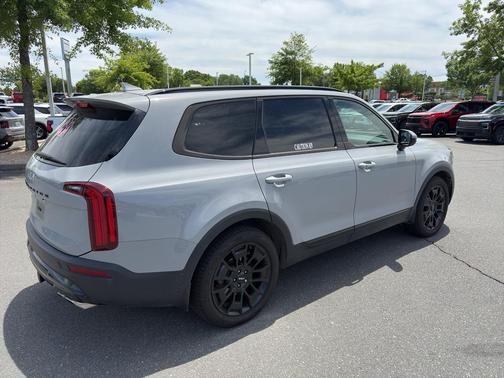 Wolf Gray 2022 Kia Telluride SX