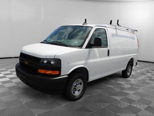 2025 Chevrolet Express 2500 RWD 2500 Regular Wheelbase WT
