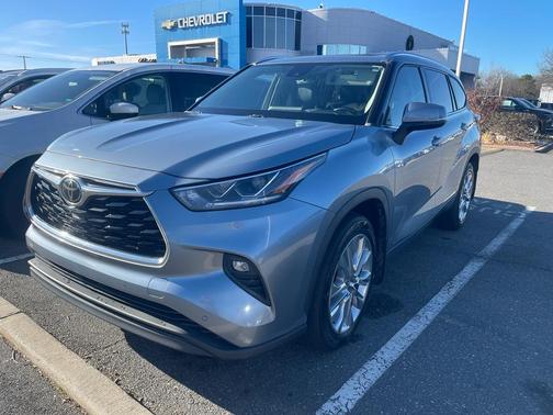 2021 Toyota Highlander Platinum