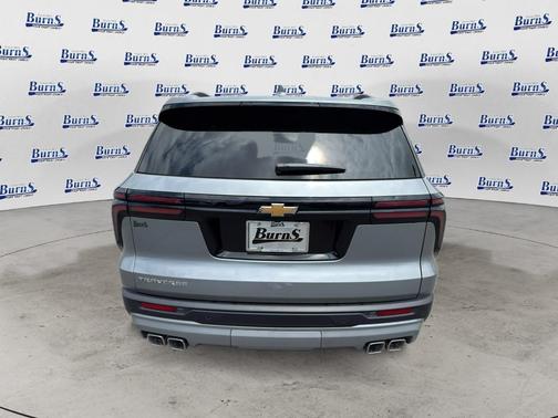 Sterling Gray Metallic 2026 Chevrolet Traverse LT