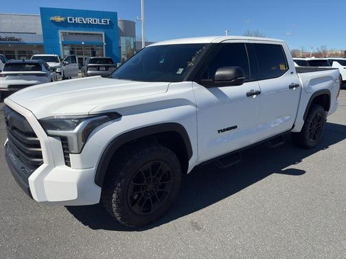 2023 Toyota Tundra SR5