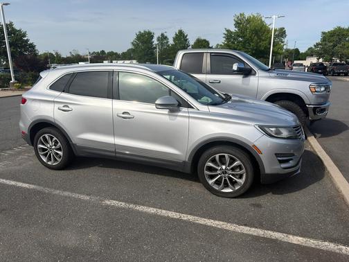 2017 Lincoln MKC Select