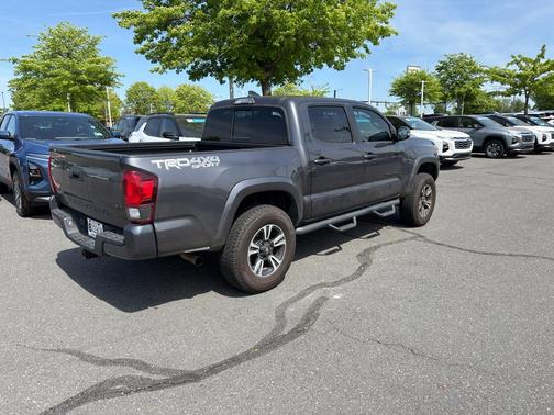 Magnetic Gray Metallic 2018 Toyota Tacoma TRD Sport