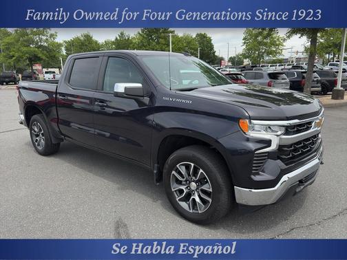 Dark Ash Metallic 2023 Chevrolet Silverado 1500 LT