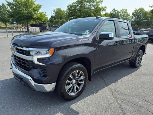 Dark Ash Metallic 2023 Chevrolet Silverado 1500 LT