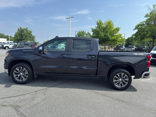 Dark Ash Metallic 2023 Chevrolet Silverado 1500 LT